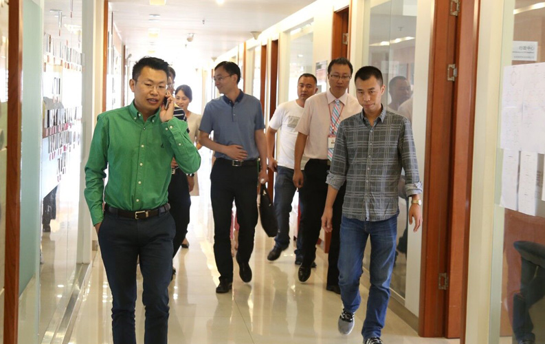 重慶天度網(wǎng)絡(luò)信息技術(shù)有限公司作為天度集團(tuán)子公司，投資規(guī)模為1000萬(wàn)元，其技術(shù)研發(fā)基地規(guī)模將達(dá)到200人左右